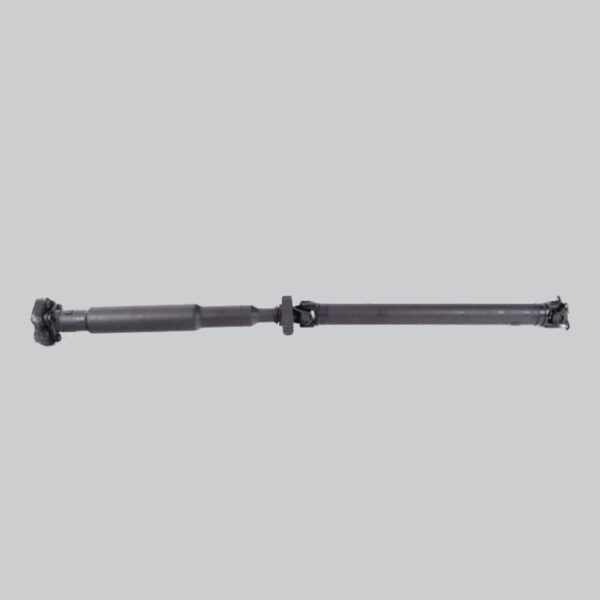 Bmw E46 320D Propshaft with references 26117504776, 75047762, 26 11 7 504 776.